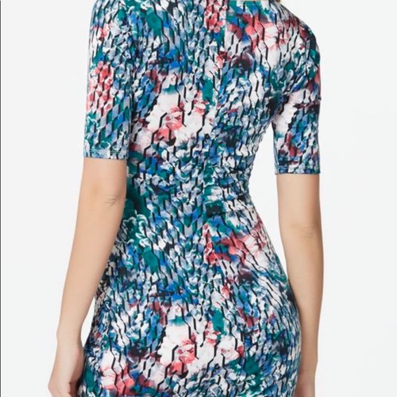 NWT Ruched wrap dress - Picture 3 of 7